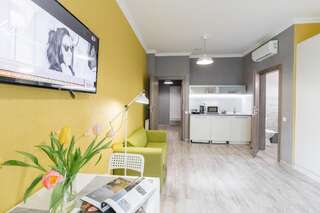 Апарт-отели Opera Passage Apart Hotel Львов Апартаменты с балконом-3