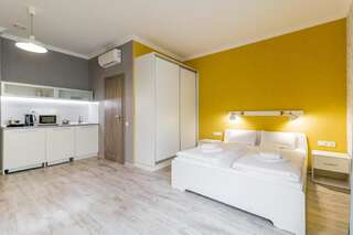 Апарт-отели Opera Passage Apart Hotel Львов Апартаменты с балконом-5