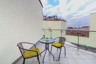 Апарт-отели Opera Passage Apart Hotel Львов Апартаменты с балконом-6